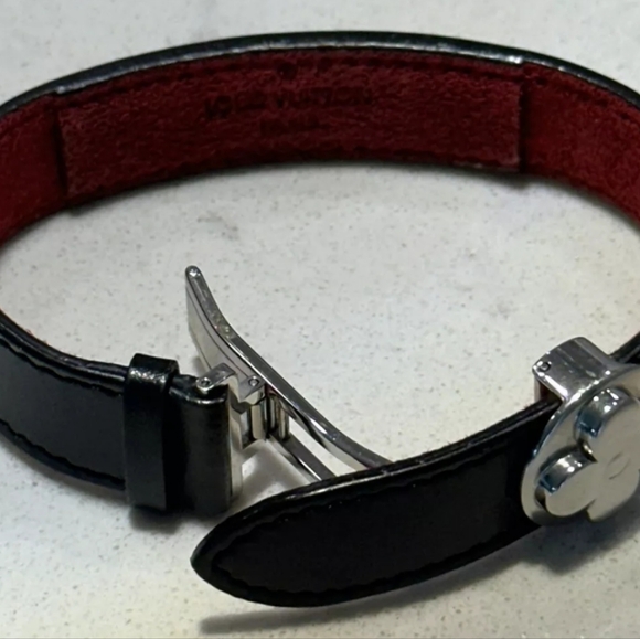 Louis Vuitton Black Leather & Stainless Steel "Wish" Cuff Bracelet Auth/ ❤️ - Picture 5 of 10